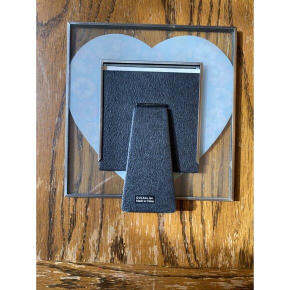 Heart-Shaped Pressed Floral Glass Picture Frame By E.I.S.A. Inc. - Picture 5 of 5